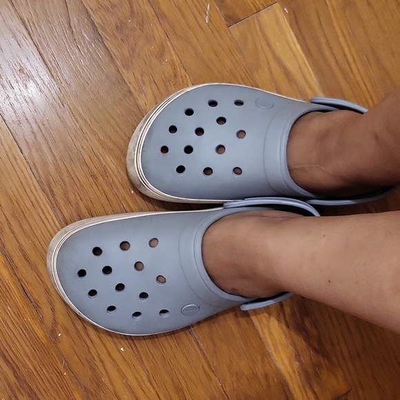 Crocs - Picture 7 of 8